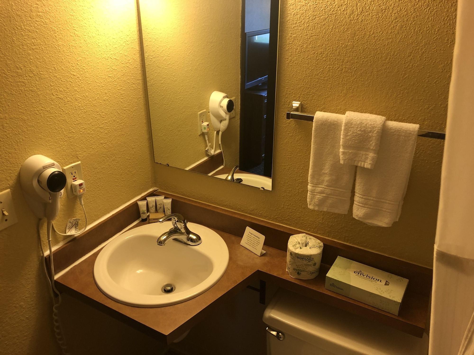 Oyo Hotel Glendive - Yellowstone River Екстериор снимка