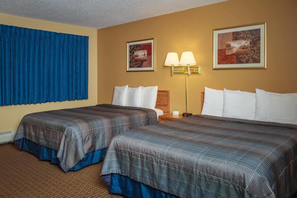 Oyo Hotel Glendive - Yellowstone River Екстериор снимка