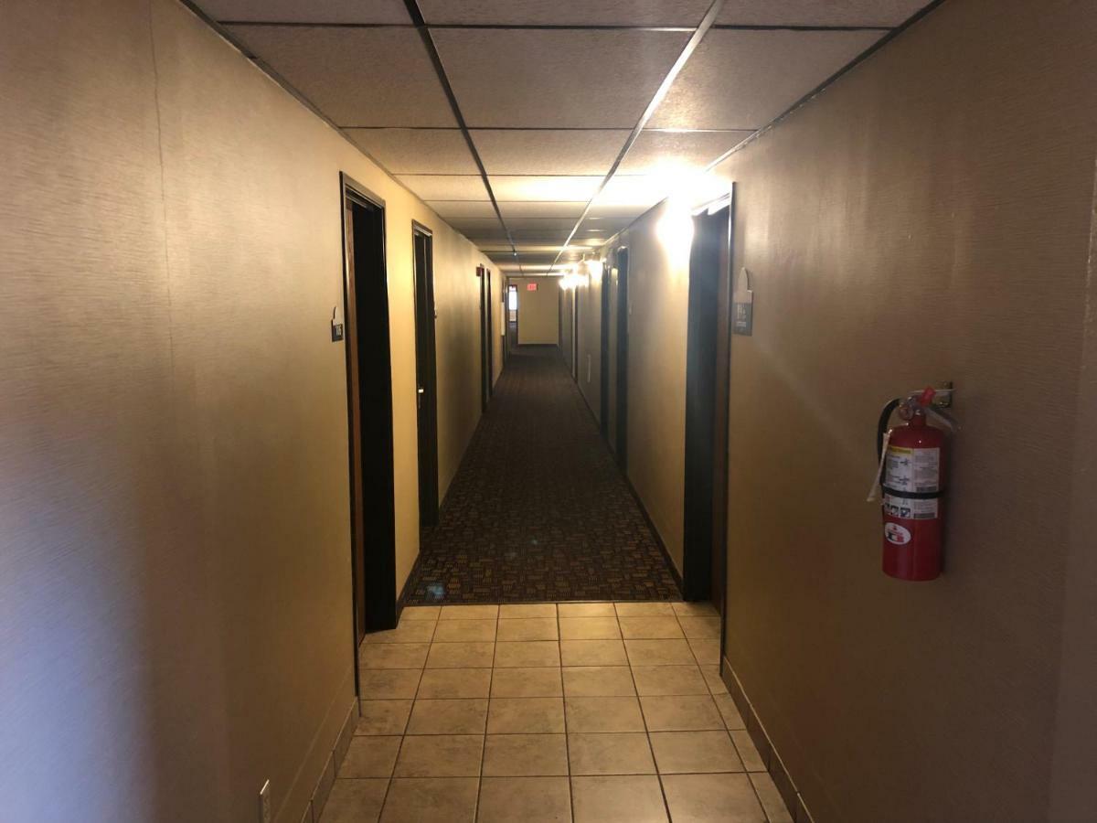 Oyo Hotel Glendive - Yellowstone River Екстериор снимка